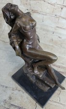 Scultura In Bronzo Di Una