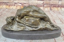 Scultura In Bronzo Di Una